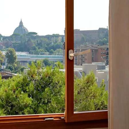 Vatican View Viale Di Valle Aurelia Rom